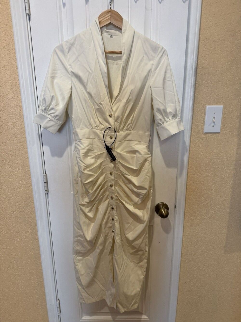 Modesees Ivory Ruched Button Front Puff Sleeve Midi Dress NWT Large - Picture 3 of 13